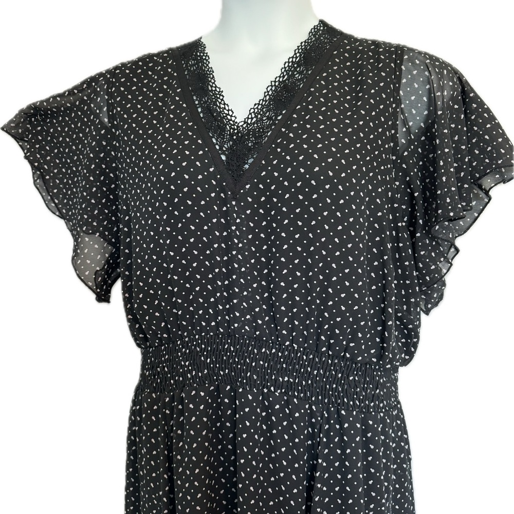 Lane Bryant plus size Flutter Sleeve Dress.  Black. Size 26/28. High low
